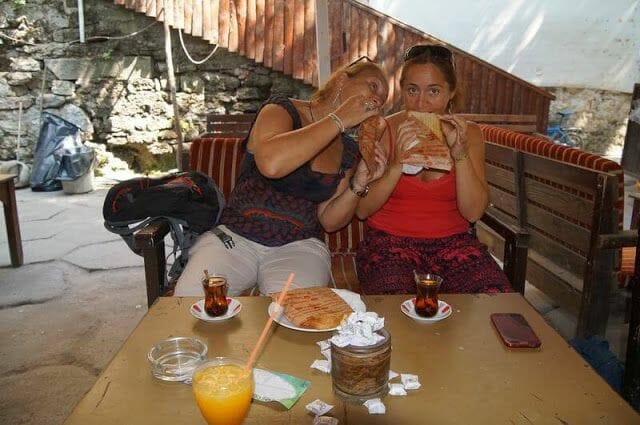 bar Lali Çay Bahçesi