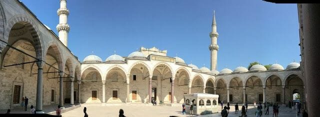 patio mezquita de Süleymaniye