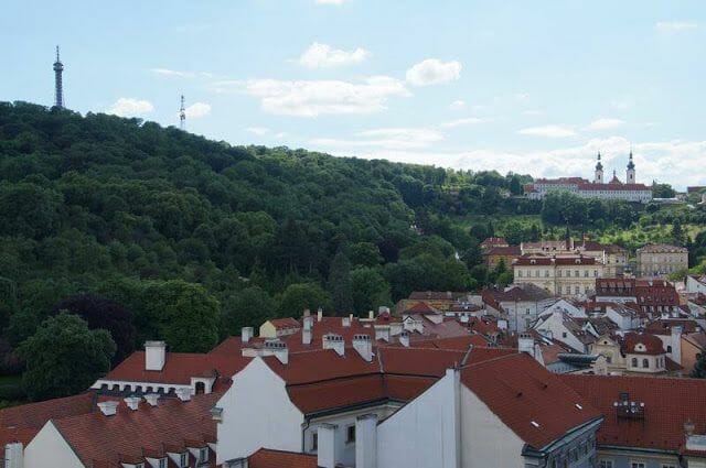 torre de Petrin desde campanario iglesia de san Nicolás