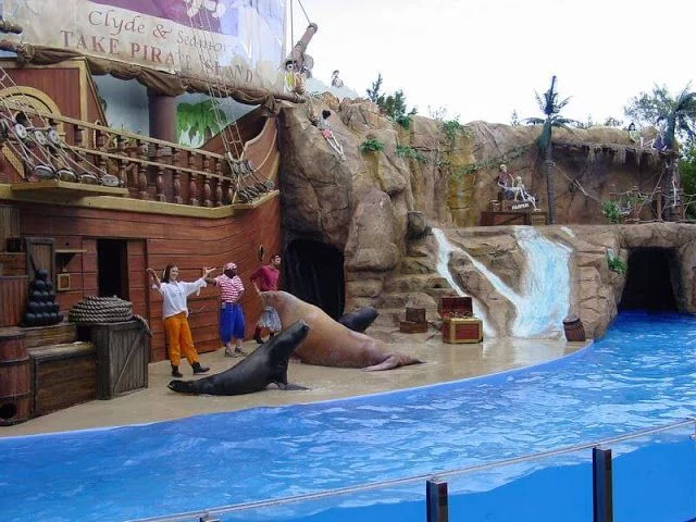 CLYDE AND SEAMORE'S SEA LION HIGH