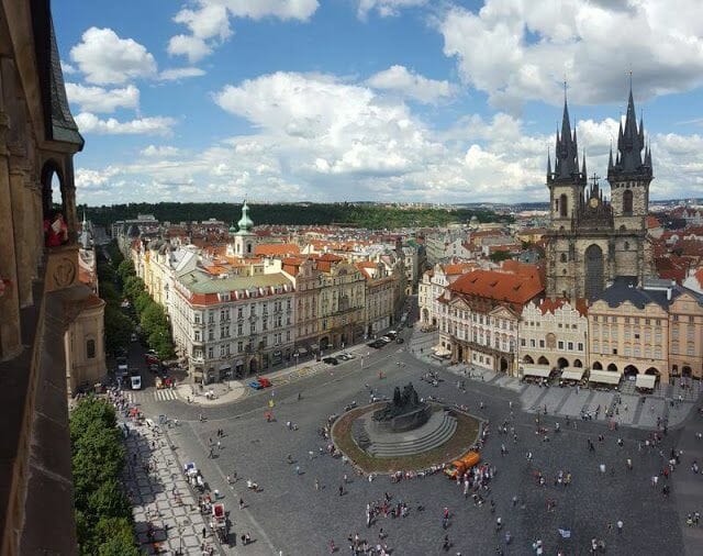 PLAZA VIEJA DE PRAGA desde lo alto de la torre del ayuntamiento