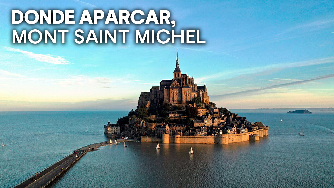 Parking de coches y autocaravanas en el mont Saint Michel