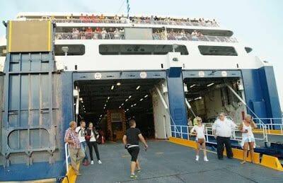 Cómo ir en Ferry de Atenas a Naxos