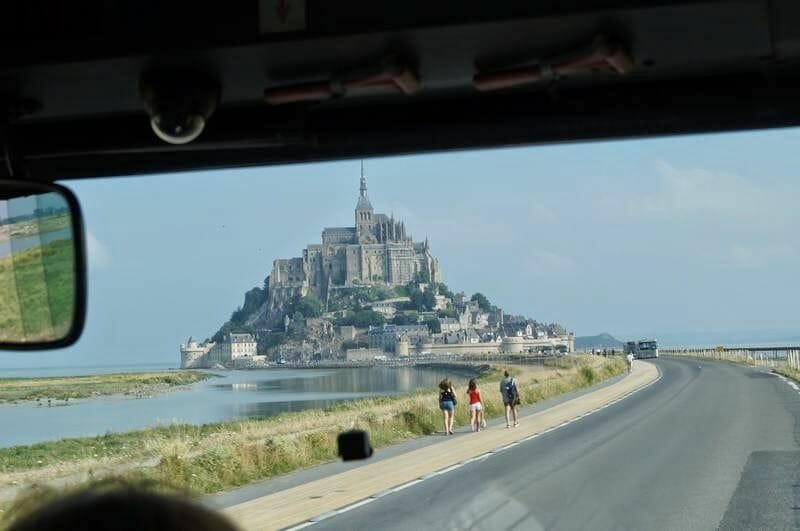 mont saint michel desde shuttle