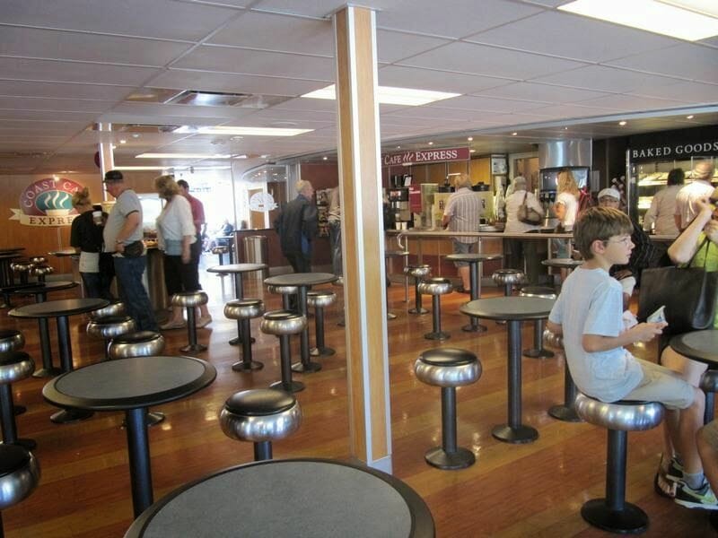 interior del ferry a Nanaimo