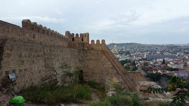 fortaleza de Narikala