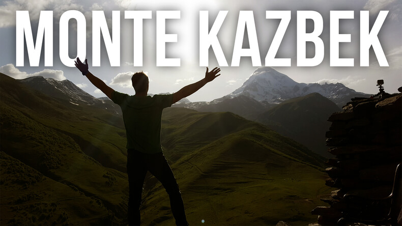Carretera militar georgiana hasta el monte Kazbek, Georgia