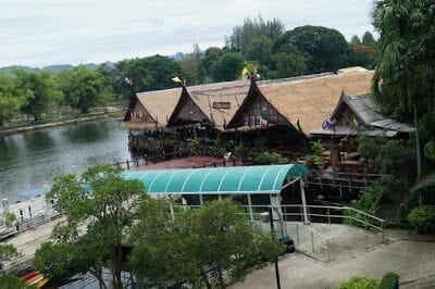 Floating Raft Restaurant