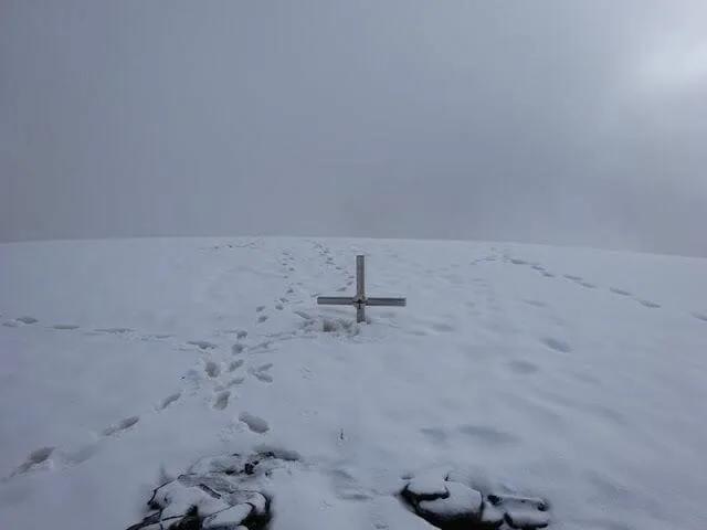 monte Aragats cruz