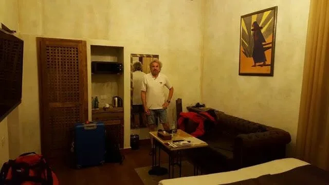 habitacion Caucasus hotel Erevan