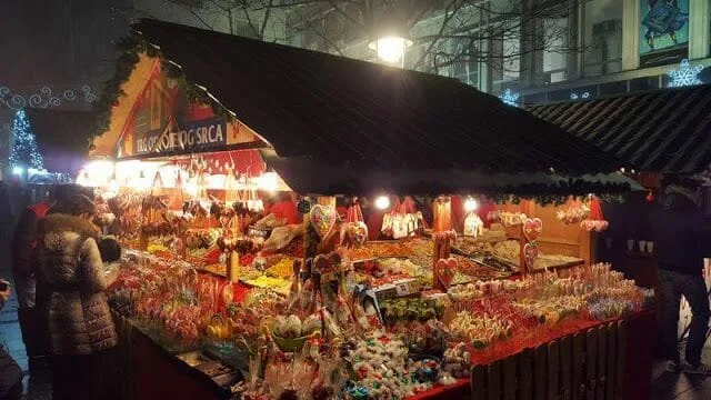 Belgrado navidad en serbia