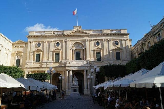 BIBLIOTECA NACIONAL DE MALTA