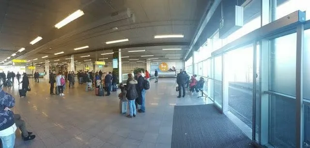 como ir de Eindhoven a Amsterdam
