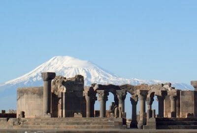 Zvartnots y monte ararat
