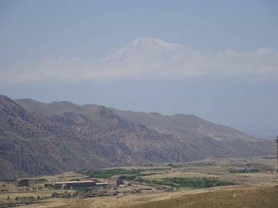 monte ararats desde monasterio geghard