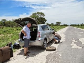 Pinchazo coche