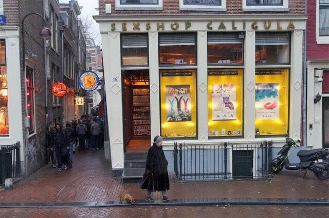 BARRIO ROJO DE ÁMSTERDAM