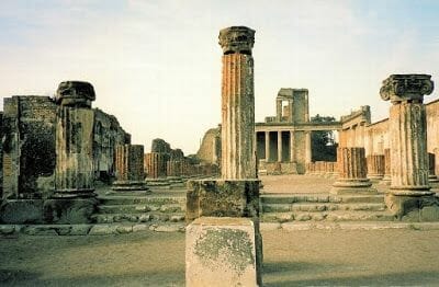 Excursión a Nápoles y Pompeya - mejores visitas guiadas Roma