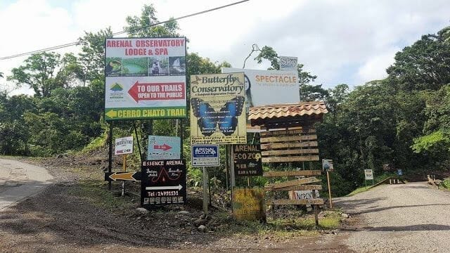 mirador del volc­án Arenal dentro del Parque Naciona