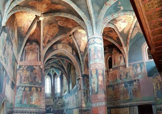 castillo lublin capilla santa trinidad