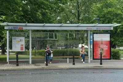 La Varsovia judía, parada bus
