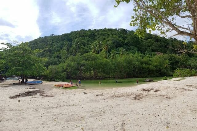 rio playa rincon