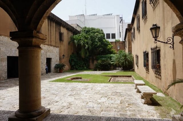 patio interior museo casas reales santo Domingo