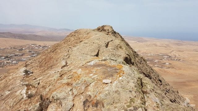 cumbre volcán de Tindaya