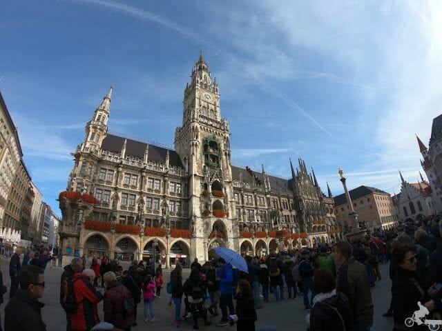 Nuevo Ayuntamiento y Carillón Munich