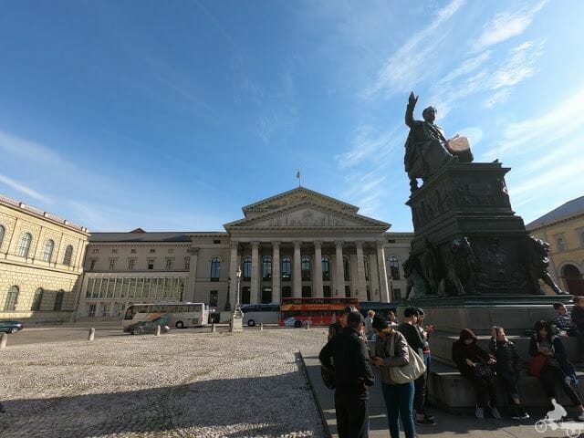 Teatro Nacional u opera munich