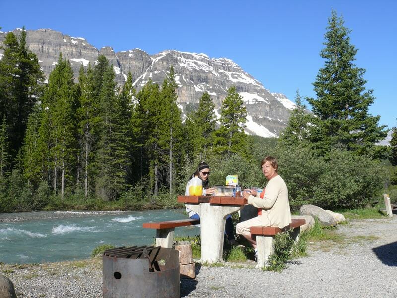 picnic en el camping mosquito creek
