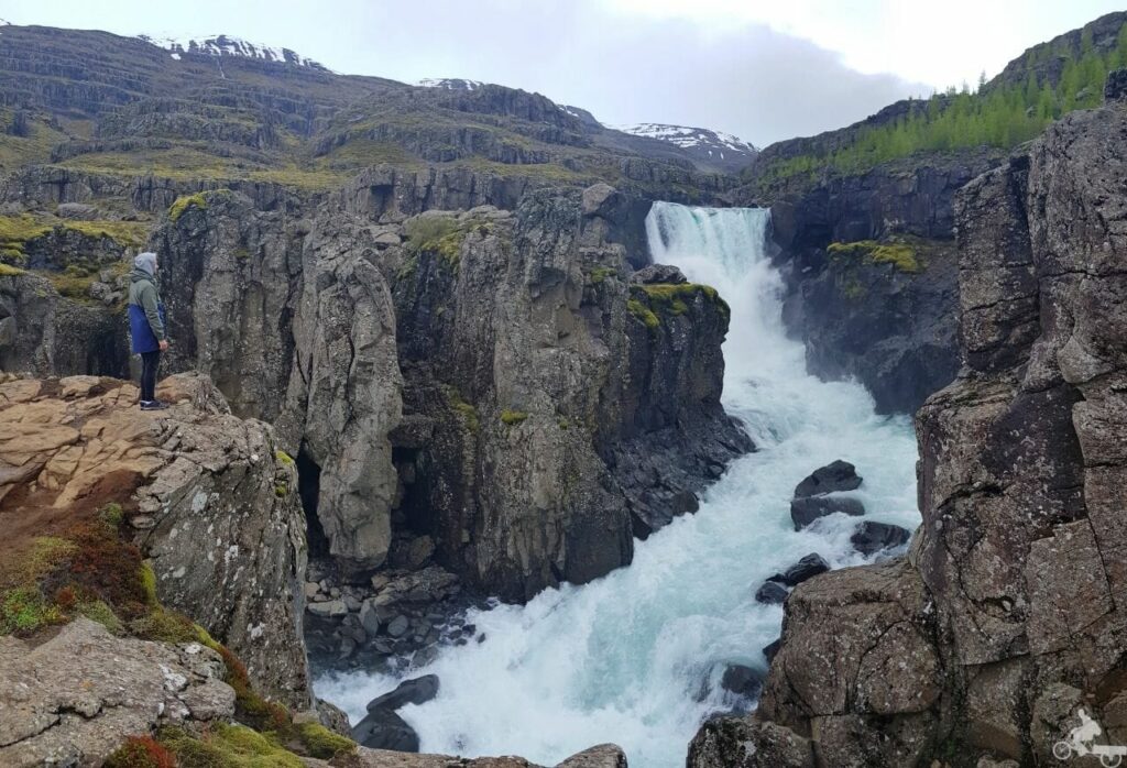 cascada de Sveinsstekksfoss
