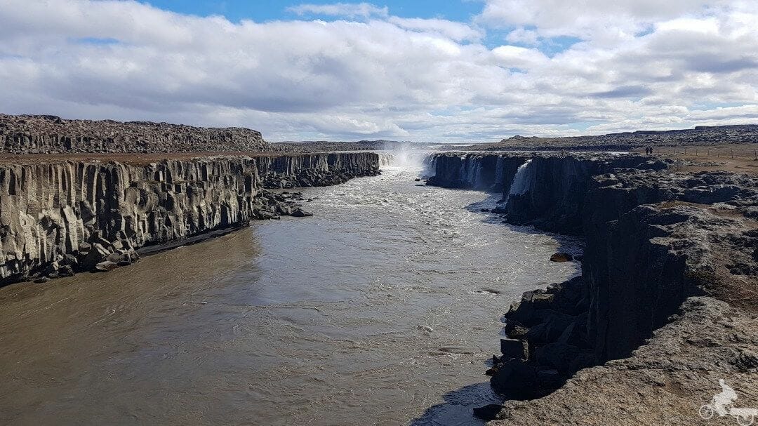 cascada selfoss islandia