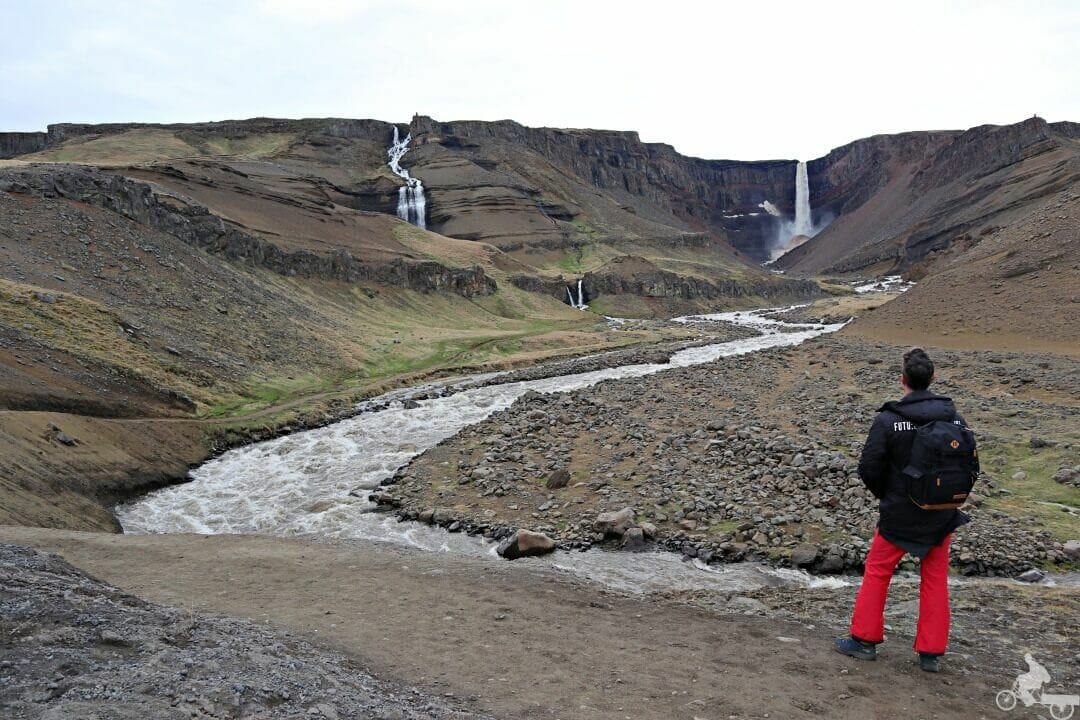 cascada hengifoss panoramica