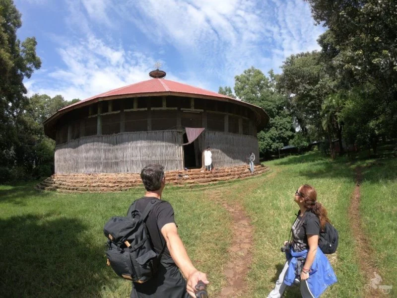 Monasterio Ura Kidane Mere lago tana