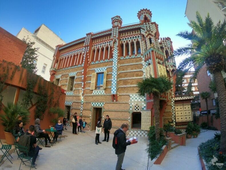 exterior casa vicens