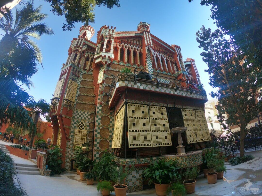 fachada casa vicens