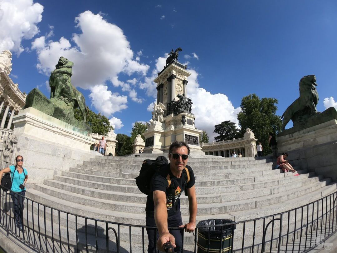 Monumento a alfonso xii en el retiro madrid