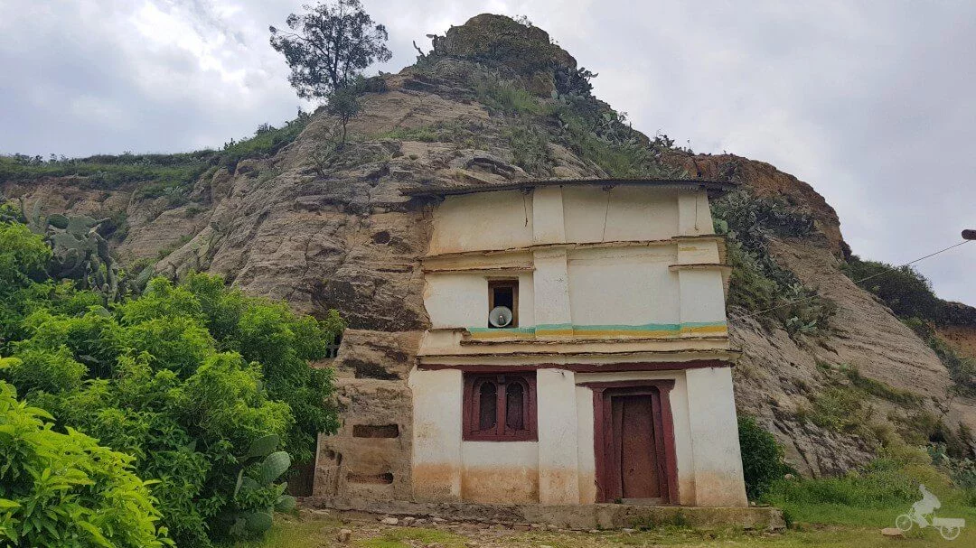 fachada maryam korkor