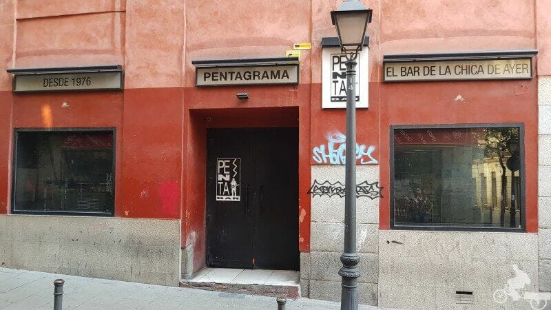 bar pentagrama movida madrileña - barrio Malasaña 