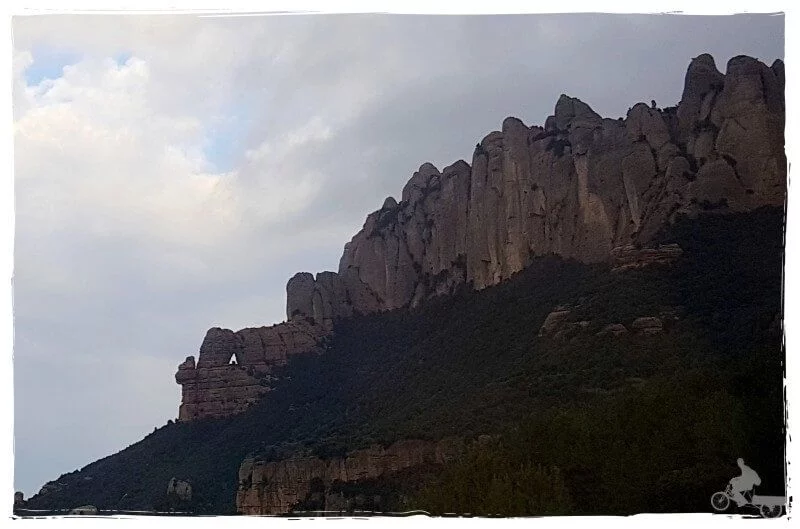 animal montaña montserrat