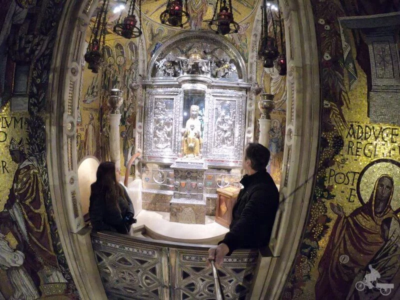 virgen de montserrat