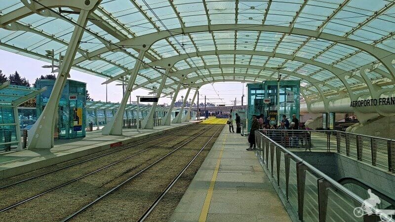 metro oporto aeropuerto