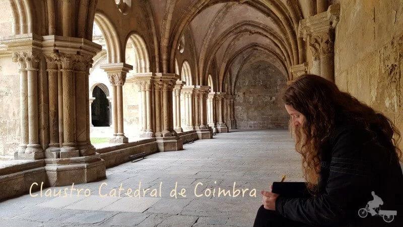 claustro de la catedral vieja de coimbra
