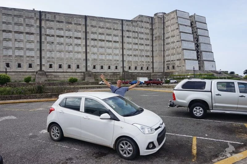 parking faro de colon