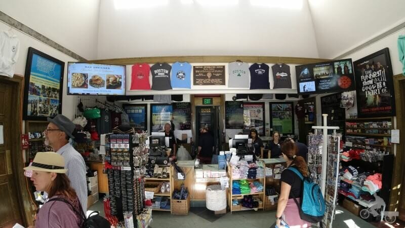 tienda centro civico common park