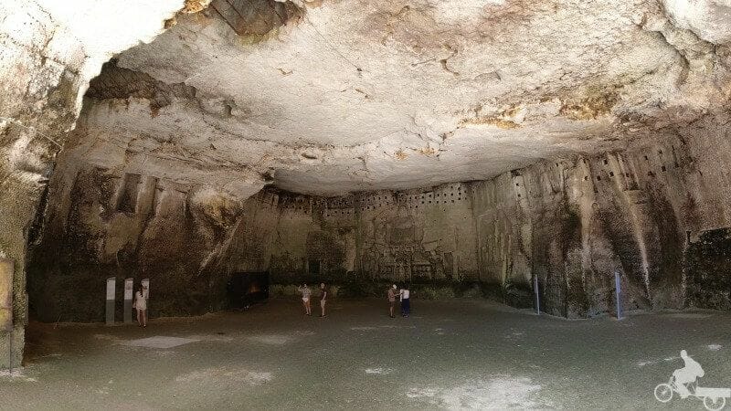 cueva que ver en brantome