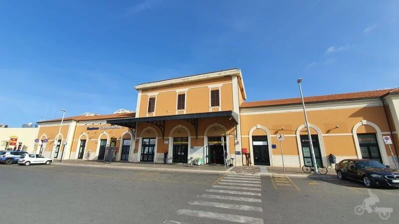 estacion tren civitavecchia a roma