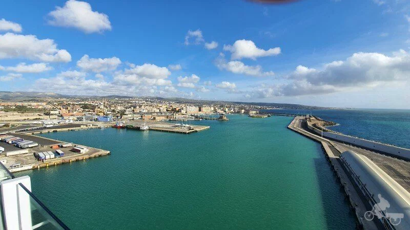 puerto de Civitavecchia desde el crucero