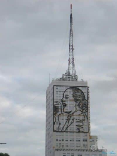 avenida 9 de julio Evita Buenos aires